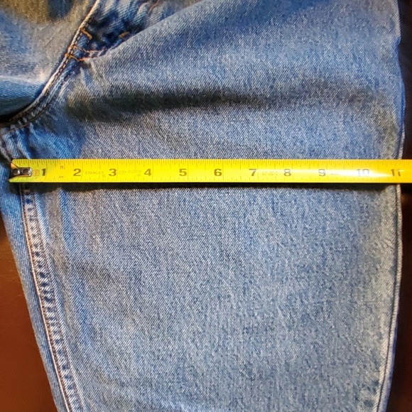 VINTAGE LEVI'S 550'S TAPERED LEG JEANS ~🎊HP🎊 - Picture 8 of 12